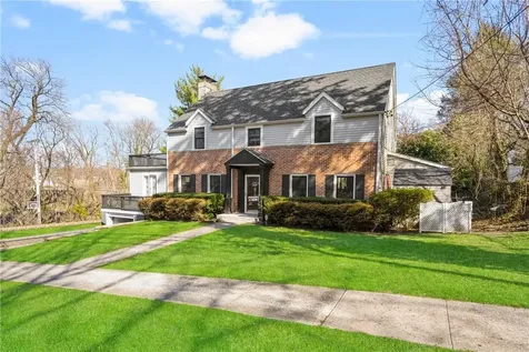 129 Secor Lane Pelham NY 10803