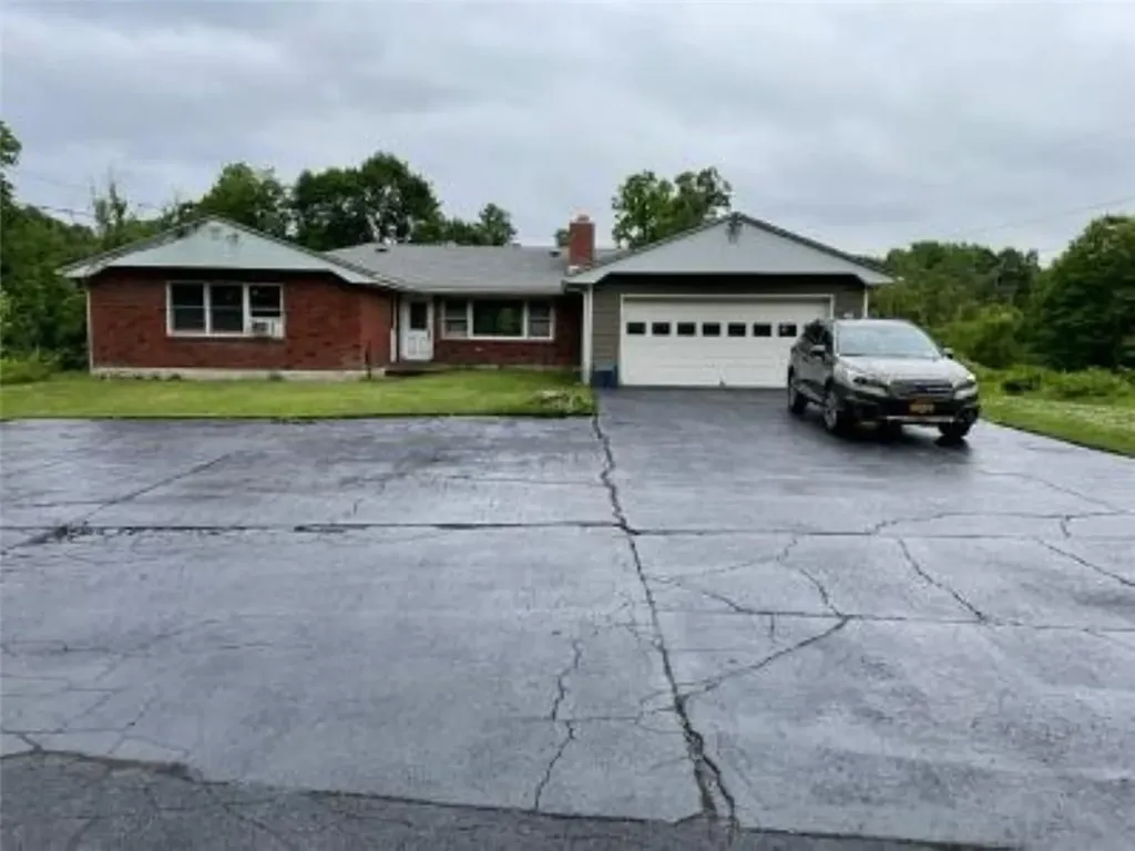43 Blue Point Road Highland NY 12528