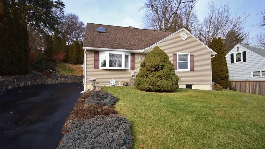 57 Iroquois Road Ossining NY 10562