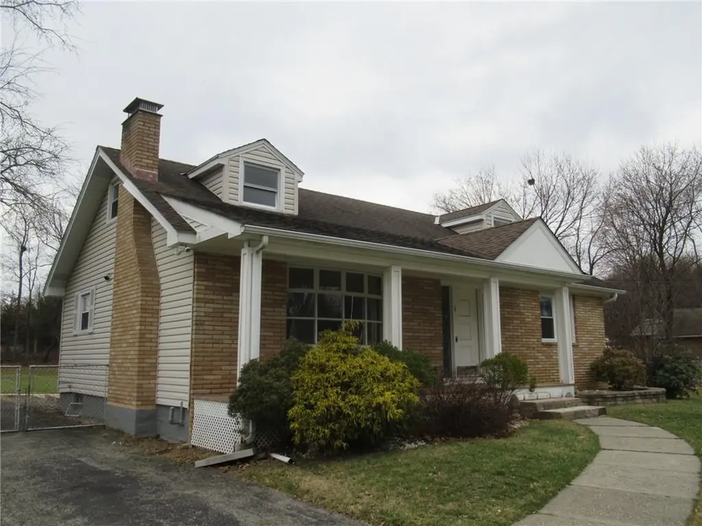 23 Thomas Avenue Poughkeepsie NY 12603