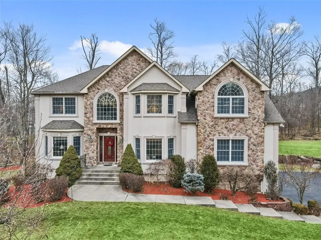 12 Grandview Road Central Valley NY 10917