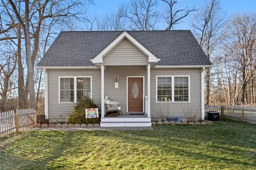 7 Victoria Lane Beacon NY 12508