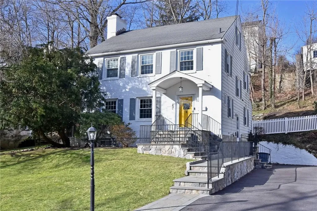 20 Dogwood Drive Scarsdale NY 10583