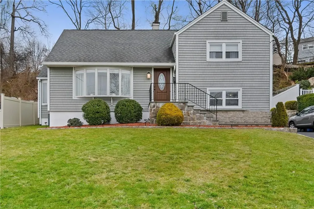 37 Montrose Road Yonkers NY 10710