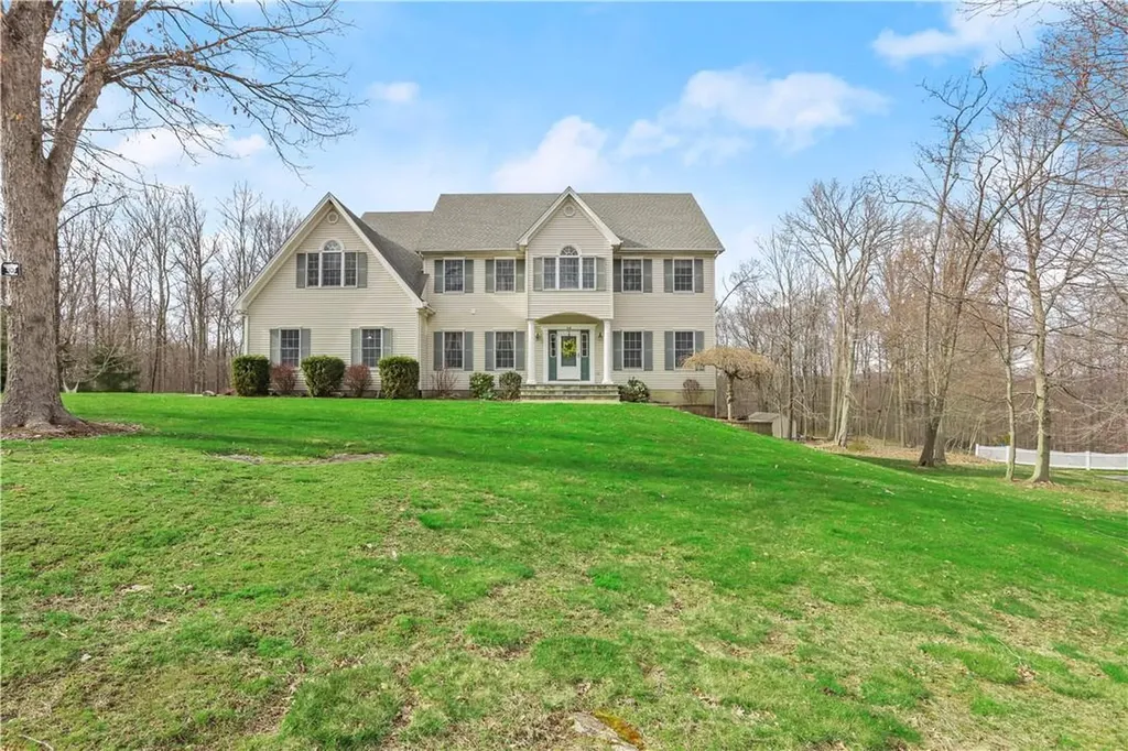 10 Deer Court Brewster NY 10509