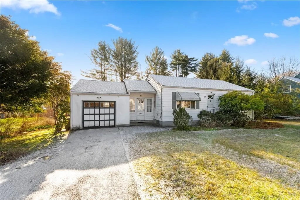 11 Pleasant Street Bedford NY 10506