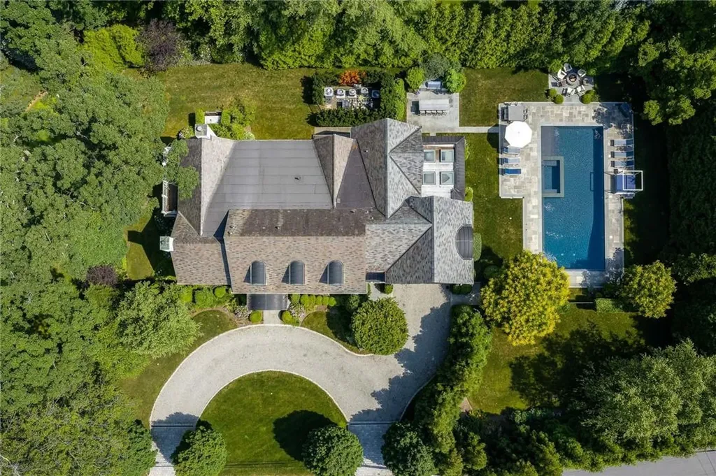 22 Brookline Road Scarsdale NY 10583