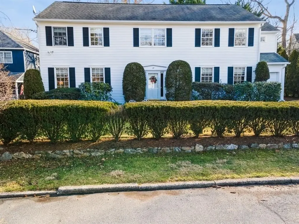 17 Shadow Lane Larchmont NY 10538