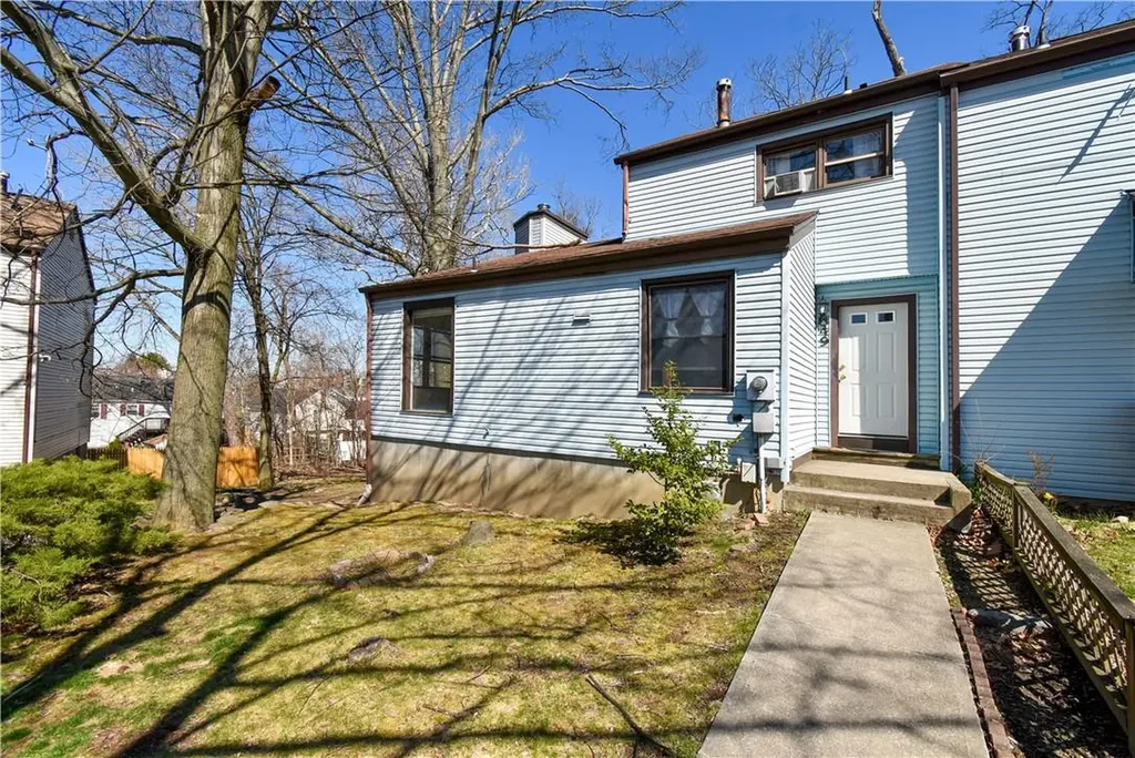 49 Sycamore Drive Beacon NY 12508