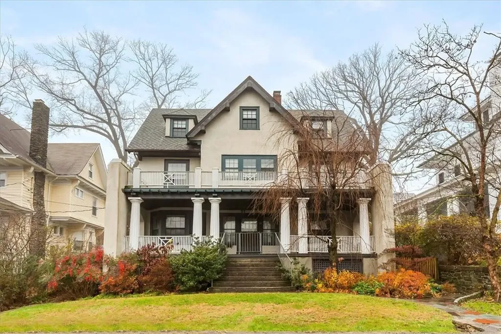 53 Rockland Avenue Yonkers NY 10705