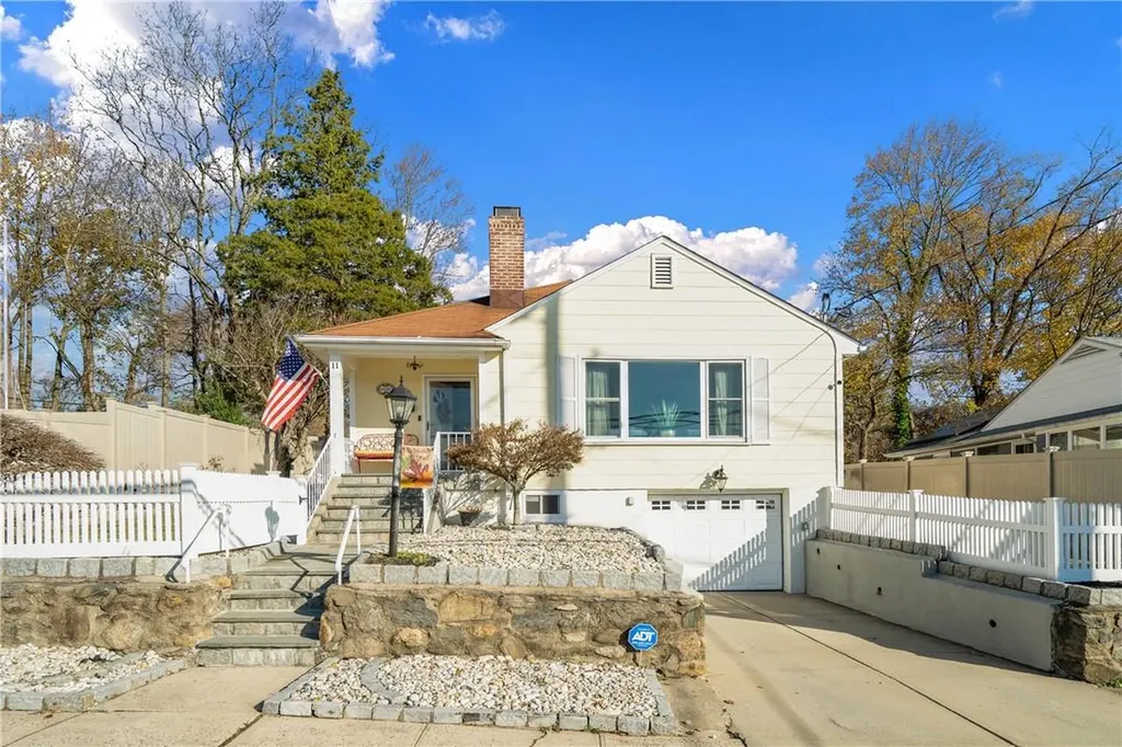 11 Spencer Court Hartsdale NY 10530