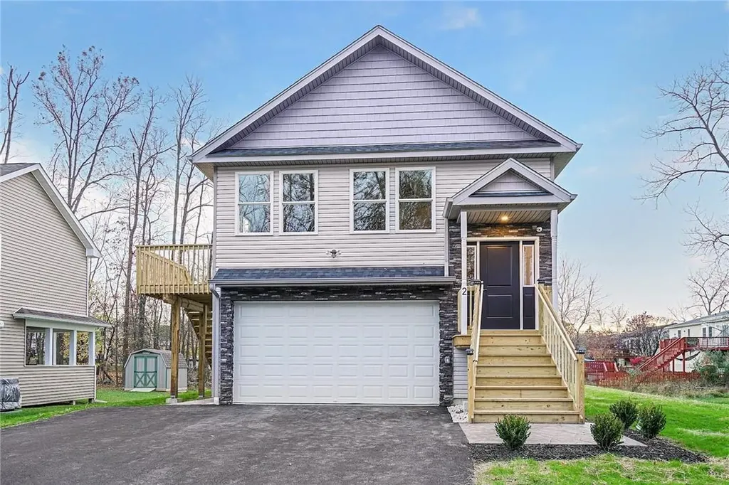 42 Commonwealth Avenue Middletown NY 10940
