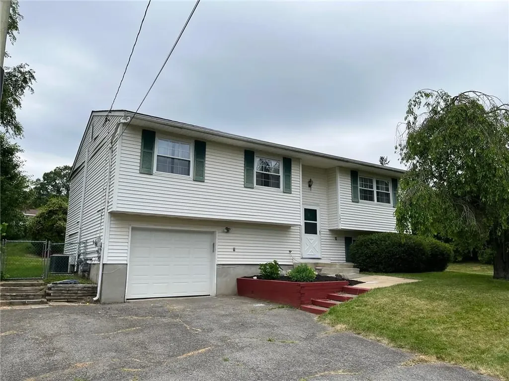 121 Indian Trail Maybrook NY 12543