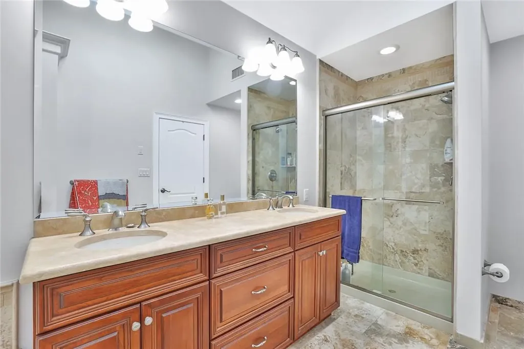 2 Meridan Lane Nanuet NY 10954