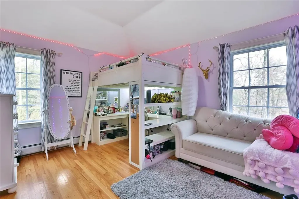 2 Meridan Lane Nanuet NY 10954