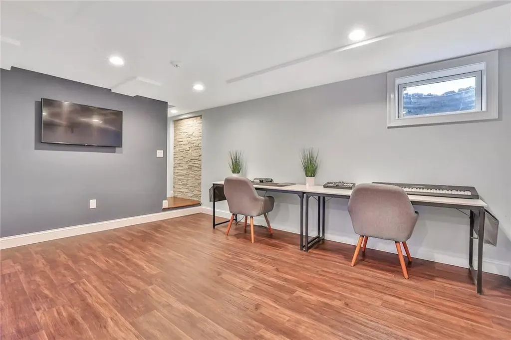 2 Meridan Lane Nanuet NY 10954