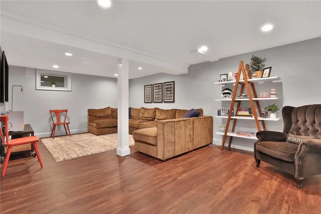 2 Meridan Lane Nanuet NY 10954