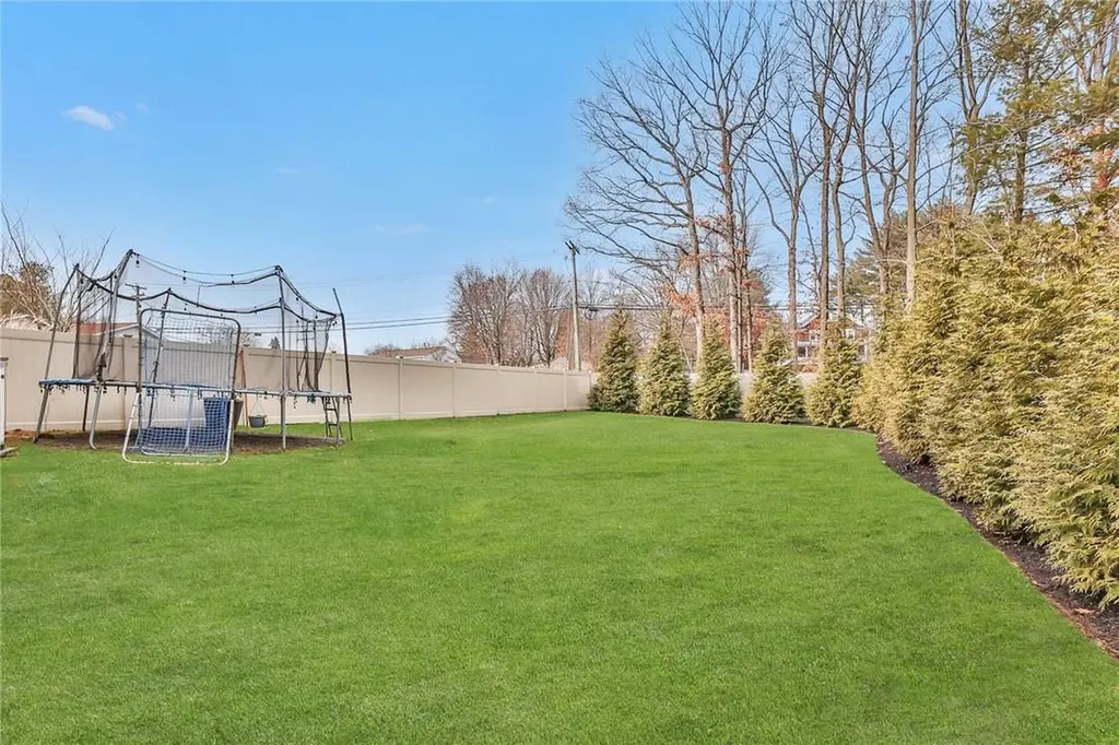 2 Meridan Lane Nanuet NY 10954