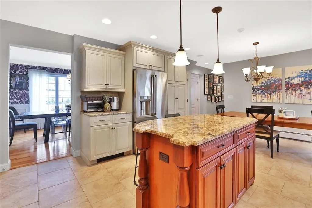 2 Meridan Lane Nanuet NY 10954