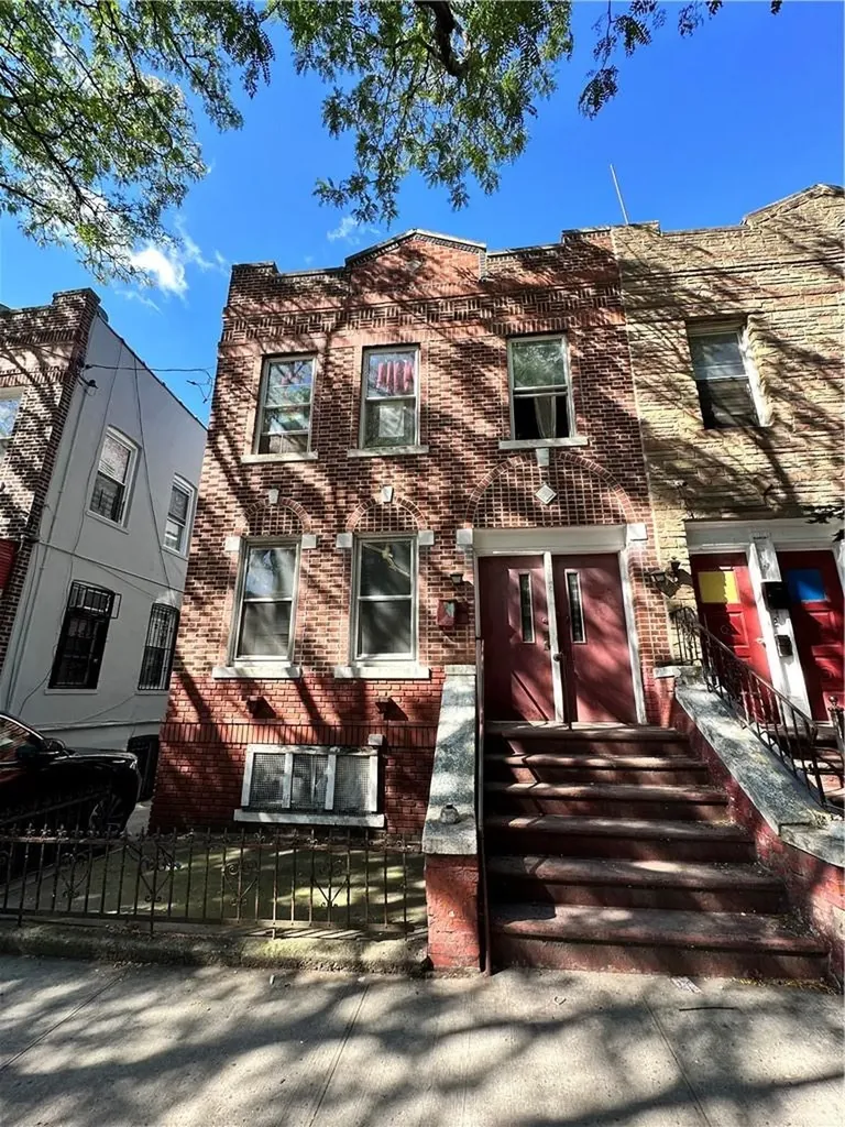 1149 Ward Avenue Bronx NY 10472