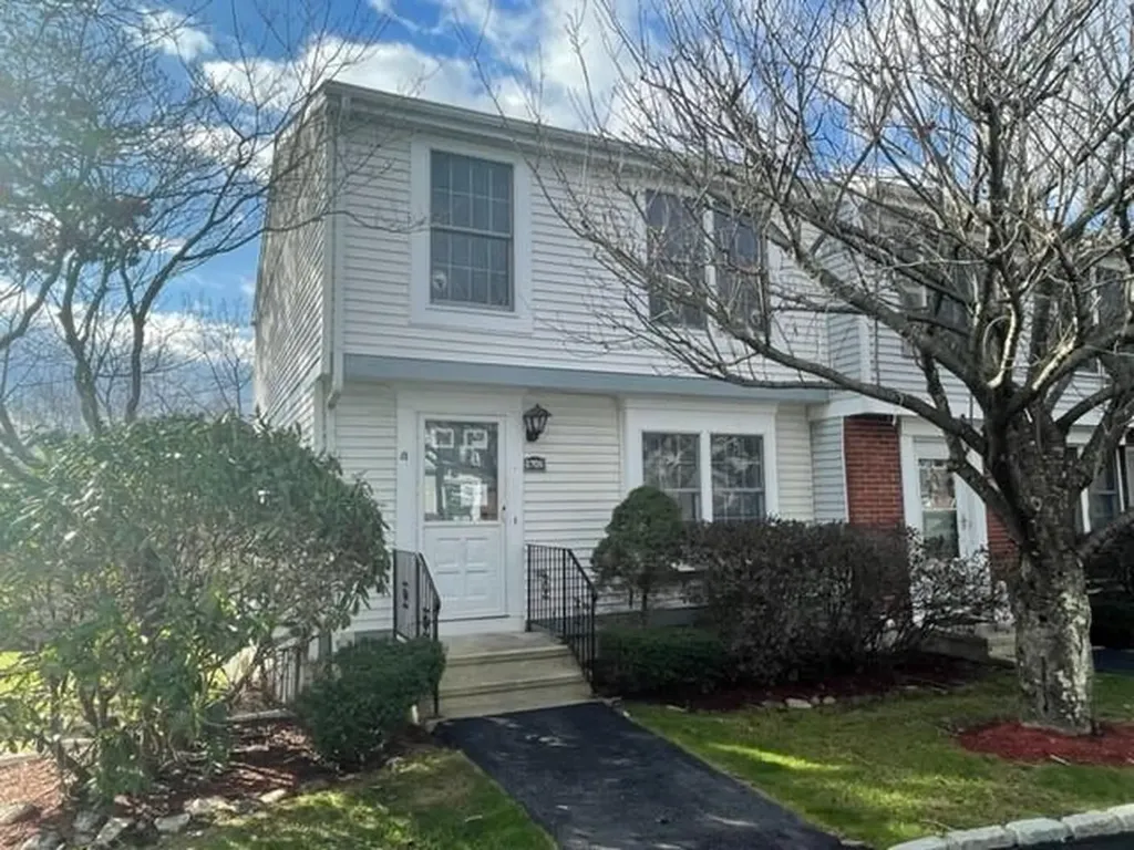 1701 Kings Way Carmel NY 10512