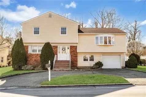 934 Hartsdale Road White Plains NY 10607