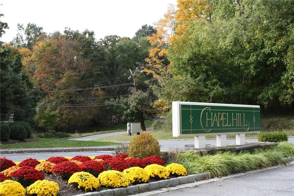 103 Hillcrest Lane Peekskill NY 10566