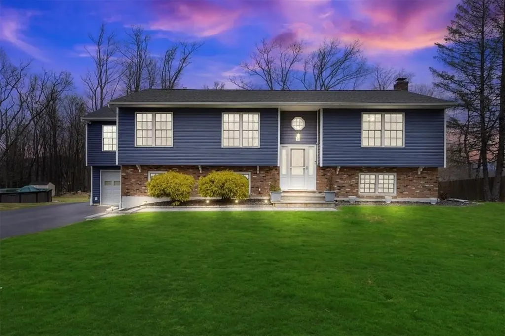 26 Winchester Drive Monroe NY 10950