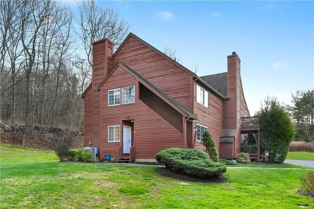 101 Seven Fields Lane Brewster NY 10509