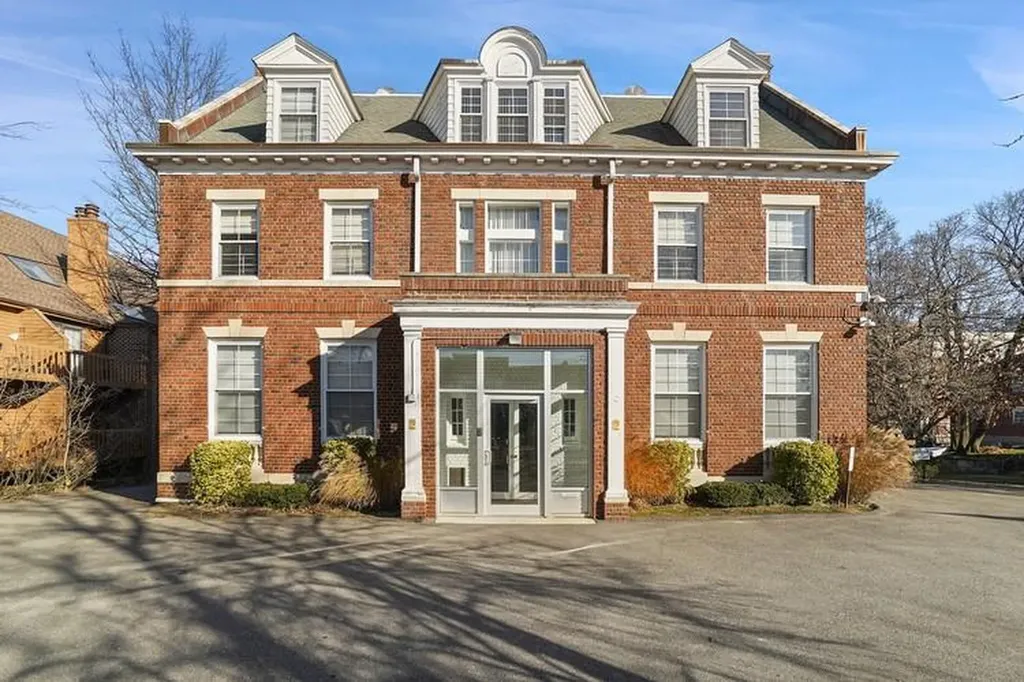 19 Greenridge Avenue White Plains NY 10605