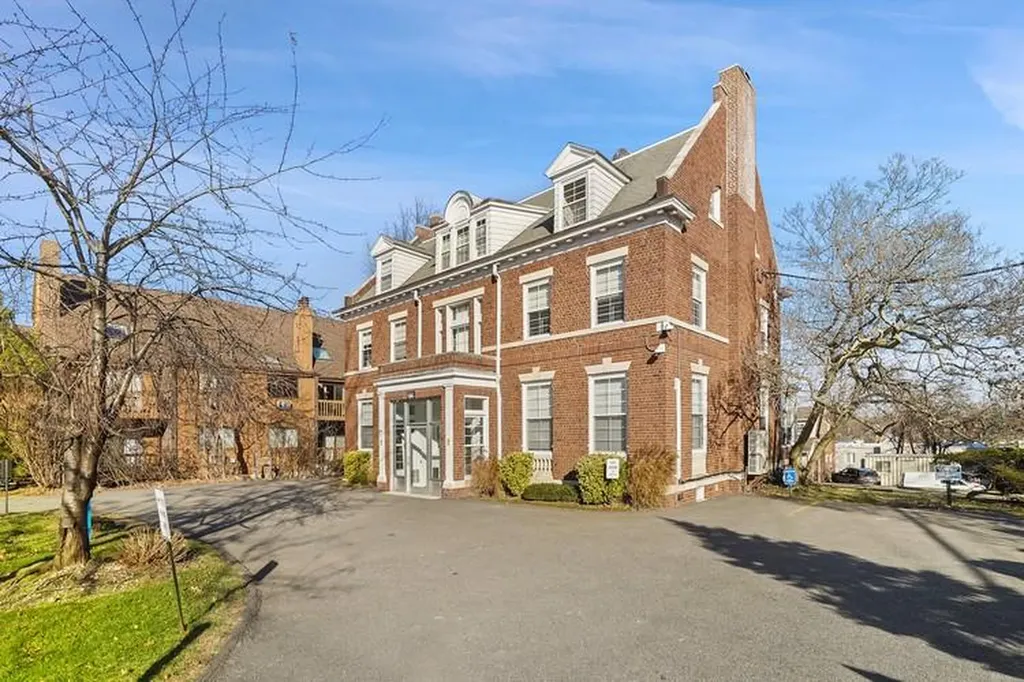 19 Greenridge Avenue White Plains NY 10605