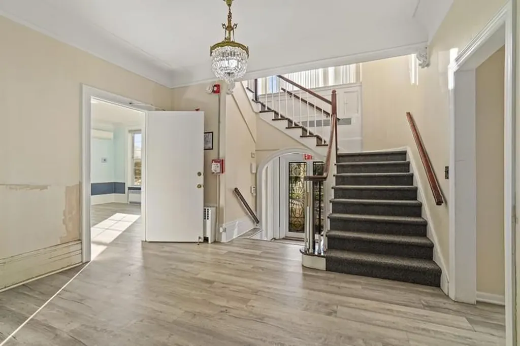 19 Greenridge Avenue White Plains NY 10605