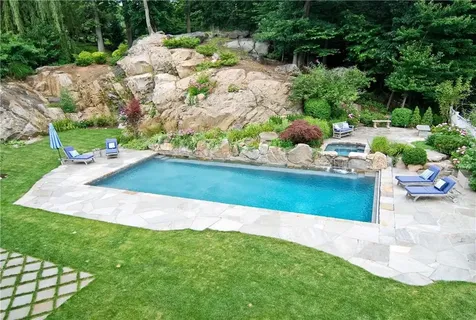 87 Stonewall Circle West Harrison NY 10604