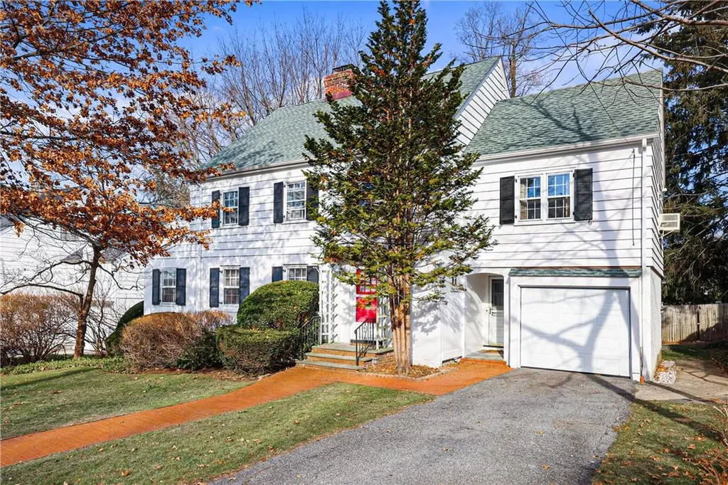 63 Brown Road Scarsdale NY 10583