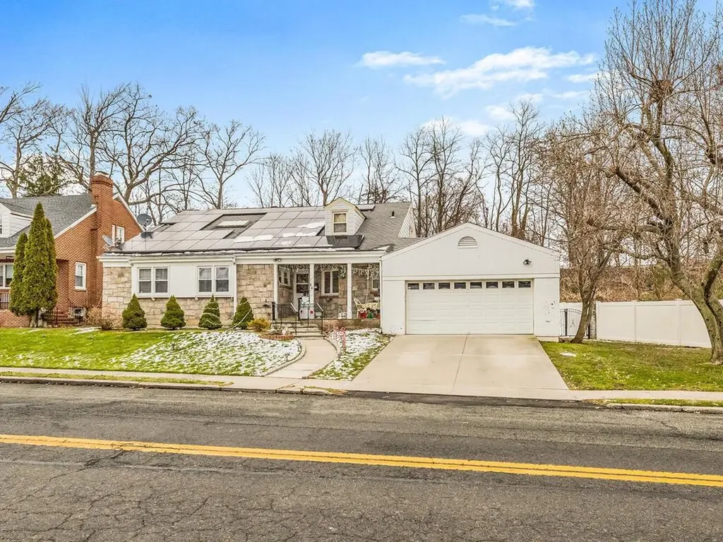 84 Saint Johns Avenue Yonkers NY 10704