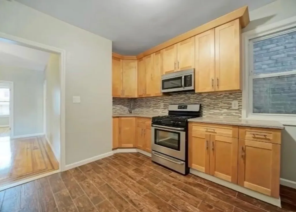 1747 Jarvis Avenue Bronx NY 10461