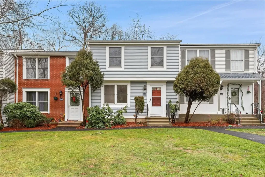 1903 Kings Way Carmel NY 10512