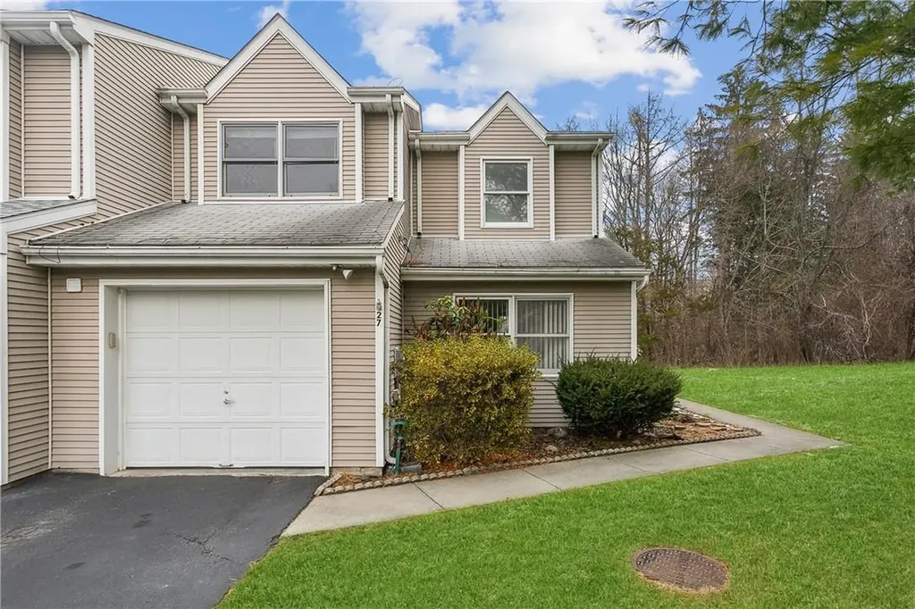 27 Deer Crossing Drive Fishkill NY 12524