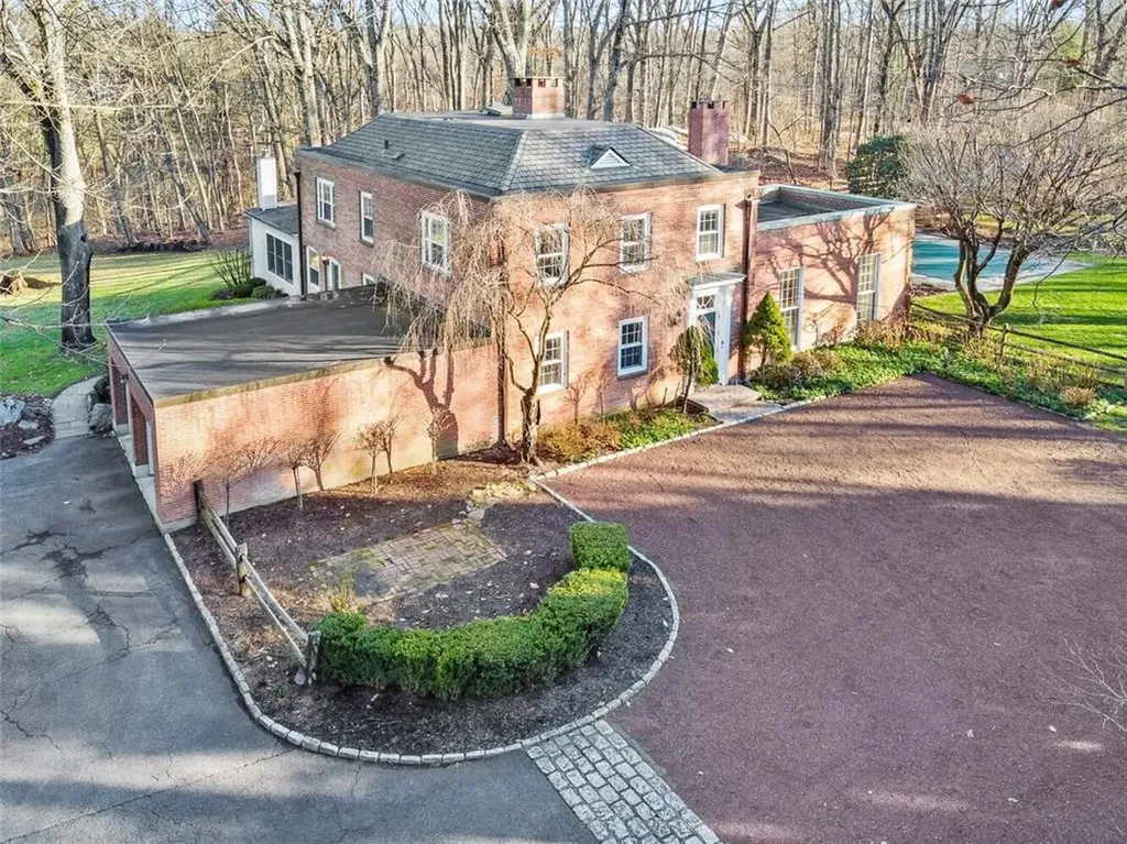 61 Cutler Road Greenwich CT 06831