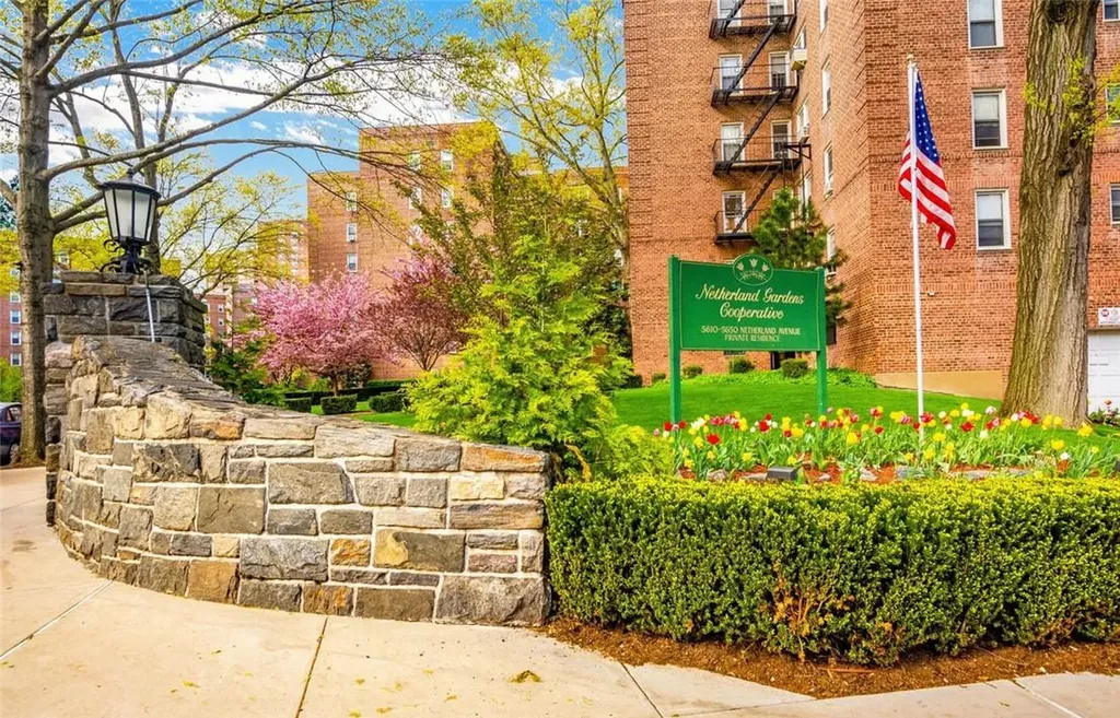 5650 Netherland Avenue Bronx NY 10471