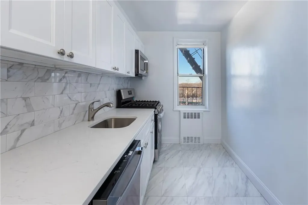 5650 Netherland Avenue Bronx NY 10471