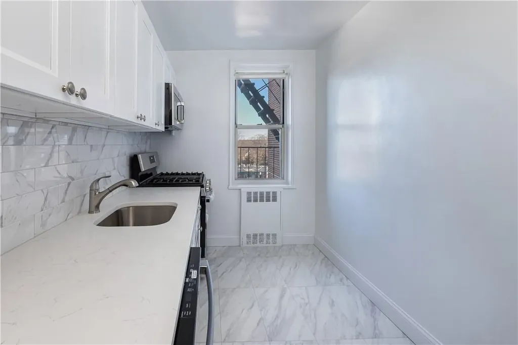 5650 Netherland Avenue Bronx NY 10471