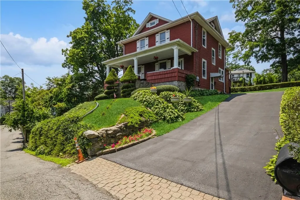 12 Putnam Terrace Brewster NY 10509