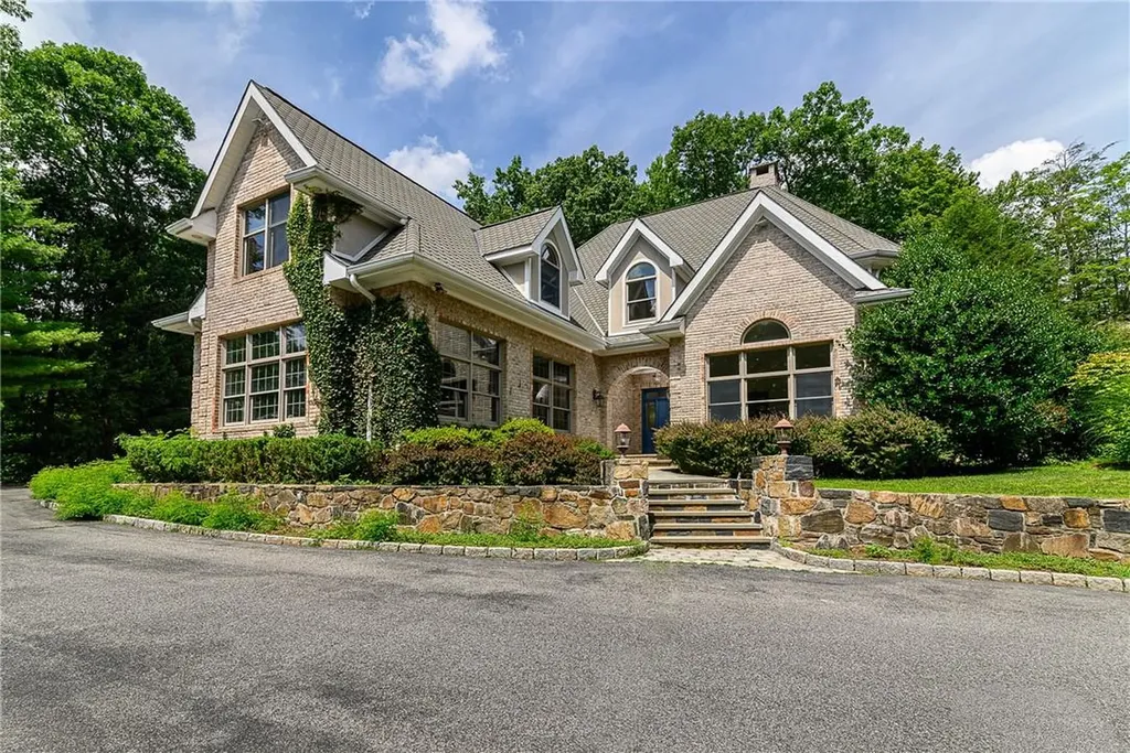 28 Wrights Mill Road Armonk NY 10504