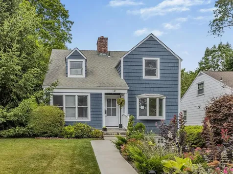 141 Johnson Road Scarsdale NY 10583