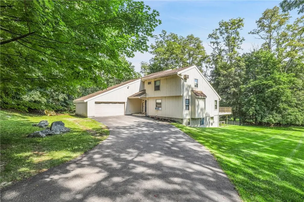 8 Cornelius Lane Baldwin Place NY 10505