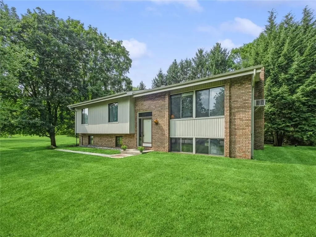 26 Bobolink Lane Salt Point NY 12578