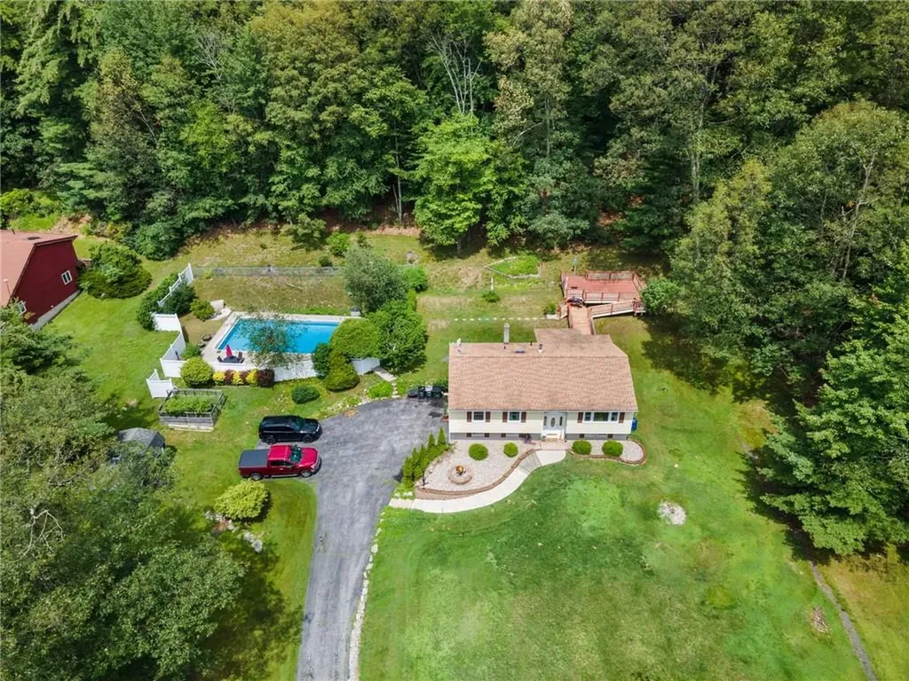 299 Marl Road Pine Bush NY 12566