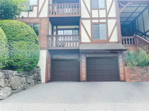 99 Foxwood Circle Mount Kisco NY 10549