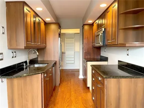 99 Foxwood Circle Mount Kisco NY 10549